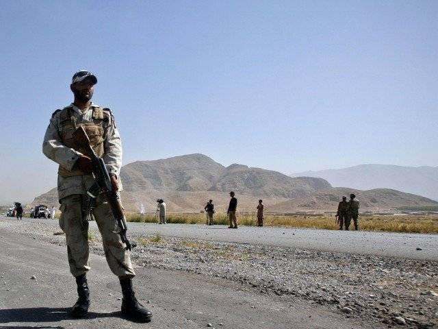پاکستان می‌گوید جلو انتقال سلاح از افغانستان به بلوچستان را گرفته است