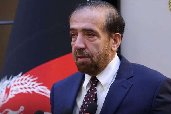 وزیر عدلیه سابق: حکمتیار پناهگاه قومی طالبان را به چالش کشیده است