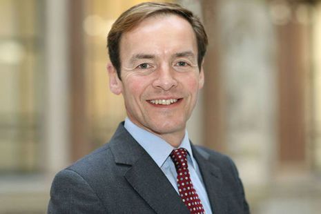 د بریتانیا ځانګړی استازی: د طالبانو قوانین د افغانانو له بنسټیزو حقونو سره په ټکر کې دي