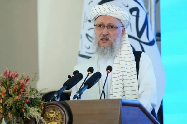 نائب رئيس وزراء طالبان: نحن محايدون، لا شرقيون ولا غربيون