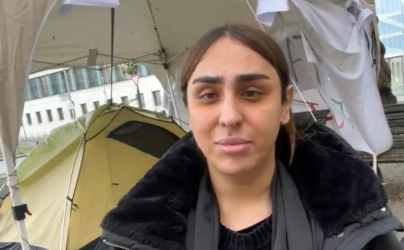 کمیته مدافعان حقوق بشر می‌گوید خواسته‌های مهره بارکزی، فعال حقوق دگرباشان را پیگیری می‌کند