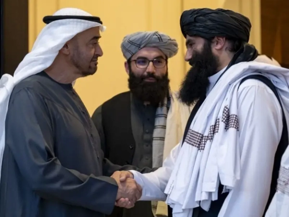 د عربي اماراتو له مشر سره د سراج الدین حقاني لیدنه