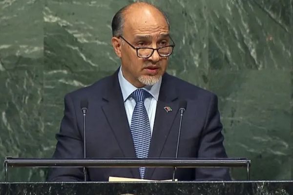 محمود صیقل: ایران د طالبانو پر وړاندې د تېروتنو له منفي پایلو سره مخ دی