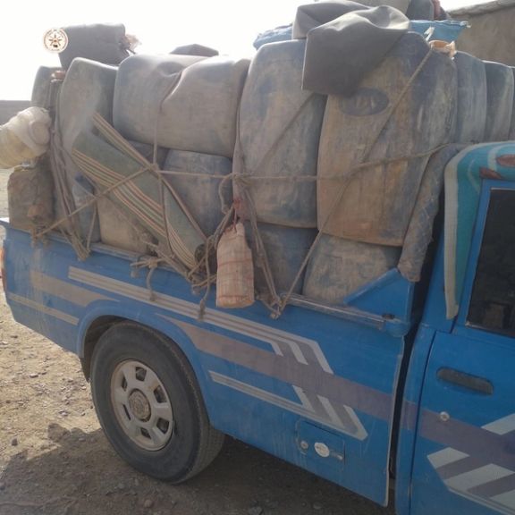  طالبانو د هلمند په بهرامچې کې زرګونه لیټره تېل او ۱۲ قاچاق وړونکي نیولي