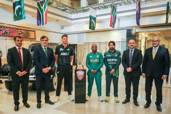 د پاکستان، نیوزیلنډ او سويلي افريقا ترمنځ سبا د درې اړخيزو يو ورځينو سيالیو لړۍ پیليږي