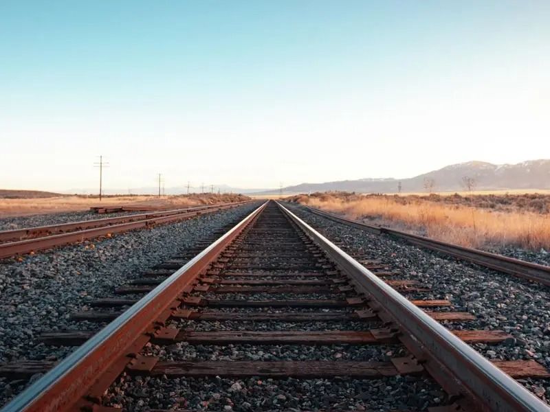 ډيپلوماټ: ازبکستان د افغان ټرانس پټلۍ لپاره د قطر او اماراتو مالي ملاتړ بیا بیا غوښتی