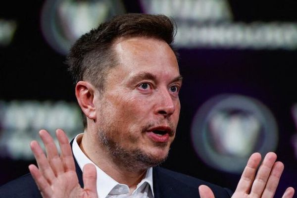 اېلان ماسک د اروپايي ټولنې د منحل کېدو غوښتنه کړې
