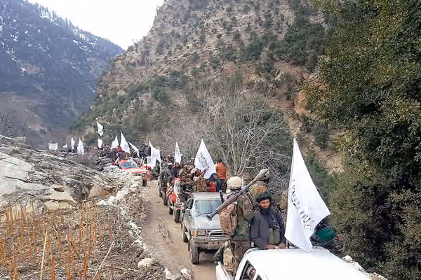 پنجشېر کې پر یوه رنجر موټر له چاودنې وروسته طالبانو ۲۱ ځايي اوسېدونکي نیولي