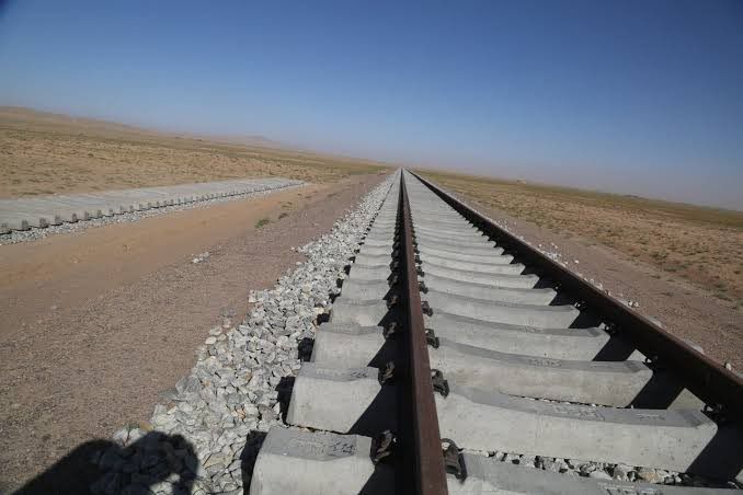 مالکان زمین‌هایی که در مسیر خط‌آهن خواف - هرات قرار گرفته «غرامت دریافت می‌کنند»