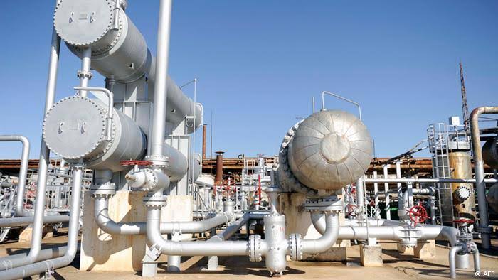 منابع می‌گویند طالبان به سه کارمند یک شرکت چینی اجازه خروج از افغانستان را نمی‌دهد