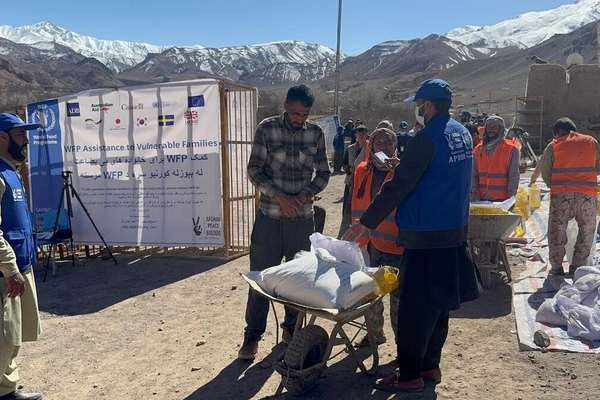 UN Food Agency Halts Aid In Afghan Border Areas As Fighting Continues
