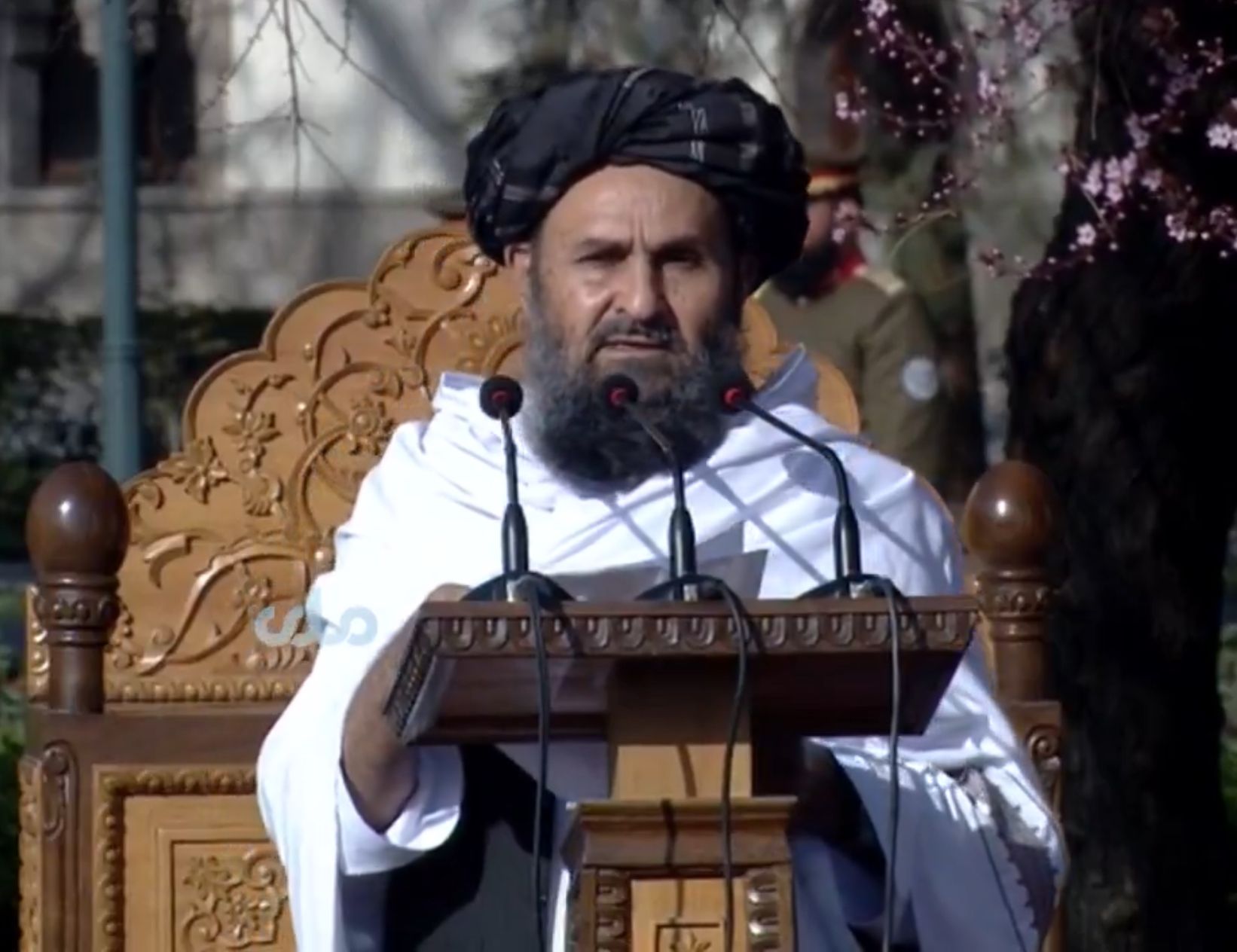 ملا برادر: یو ځل بیا له نړۍوالو غواړم، چې له موږ سره سیاسي او اقتصادي تعامل وکړي