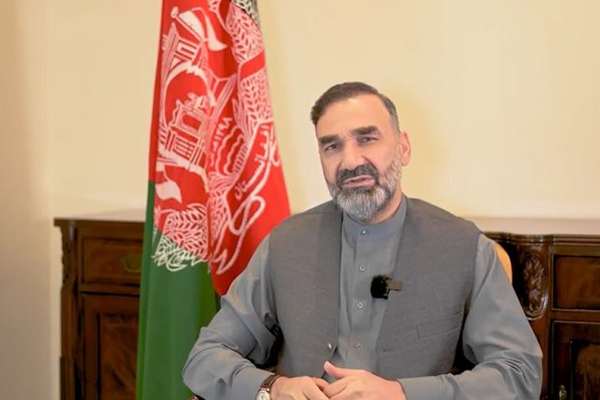 عطامحمد نور: اړمن ځوانان په «بې پروګرامه نیابتي جګړو» کې مه وژنئ