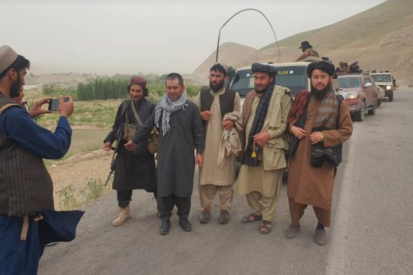 Anti-Taliban Hazara Leader Surrenders To Group in Northern Afghanistan