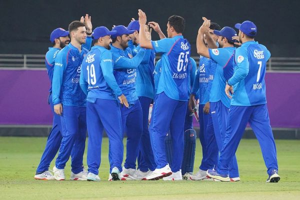 د افغانستان کرېکټ ملي لوبډلې وېسټانډيز ته د ۳۸ منډو په توپیر ماتې ورکړه
