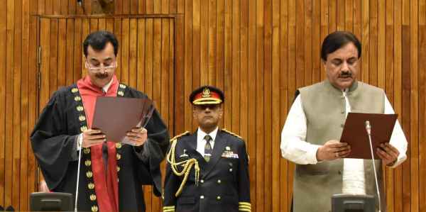 یوسف‌رضا گیلانی رئیس مجلس سنای پاکستان شد