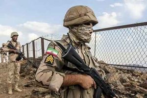 یک شاهد عینی: مرزبانان ایرانی به گروه ۳۰۰ نفری مهاجرین افغان با «آرپیجی» حمله کردند