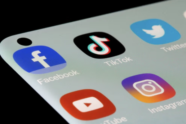 طالبان تسعى لفرض قيود شاملة على الإنترنت في أفغانستان