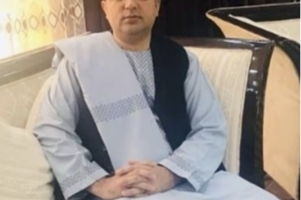 أسرار شقيق السجين الأفغاني-أميركي: والدته ظلت خمسة أشهر في قندهار بلا لقاء مع ابنها