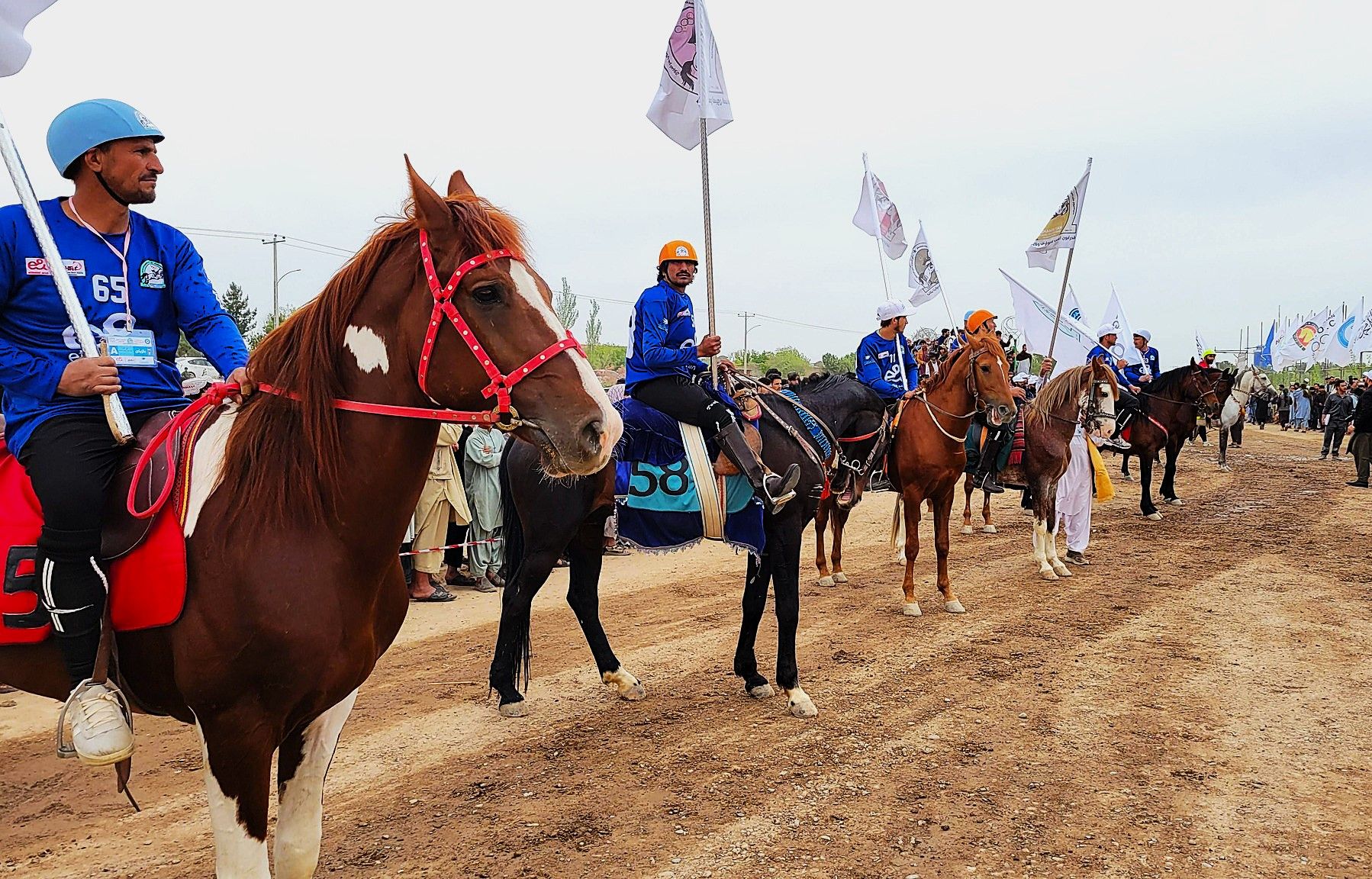 آغاز هشتمین دوره رقابت‌های انتخابی اسب‌سواری افغانستان در هرات