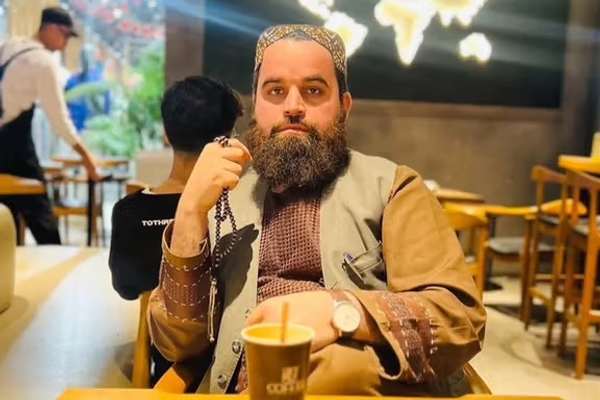طالبان در هلمند برای «دومینبار» یک روحانی منتقد خود را بازداشت کرد