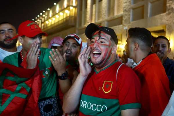خطوط هواپیمایی مراکش دهها هوادار تیم ملی مراکش را به دوحه میبرد