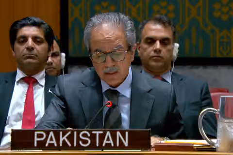 نماینده پاکستان: حملات از افغانستان ۴۷۰۰ کشته برجای گذاشته است
