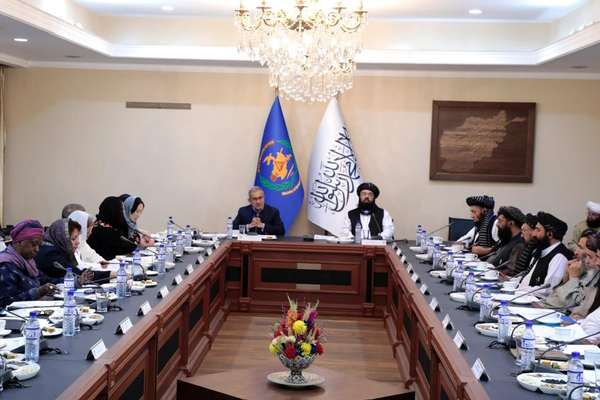 طالبان و یوناما برای حمایت از مهاجران و آوارگان نشست مشترک برگزار کردند