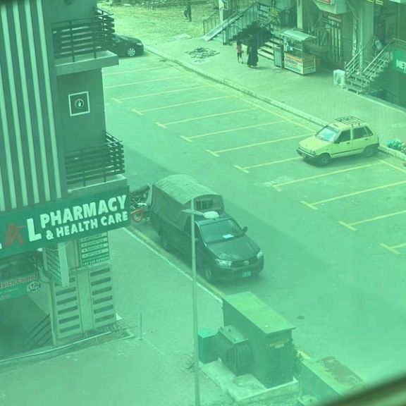 توقف تمدید ویزا؛ افزایش بازداشت مهاجران افغان در اسلامآباد