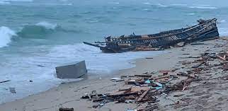 سفارت افغانستان در رم: ۹۱ نفر از قربانیان کشتی غرق شده در ایتالیا شهروندان افغانستان هستند