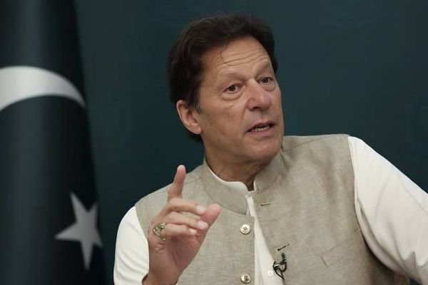 عمران خان په پاکستان کې د پراخو لاریونونو خبرداری ورکړی