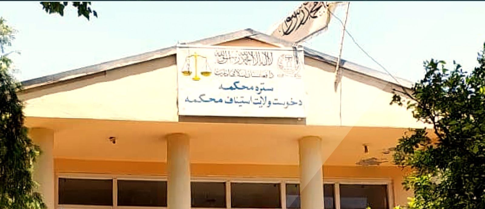 طالبانو په خوست کې ۸ کسان د نشه‌‌يي توکو د پلور په جرم په دُرو وهلي