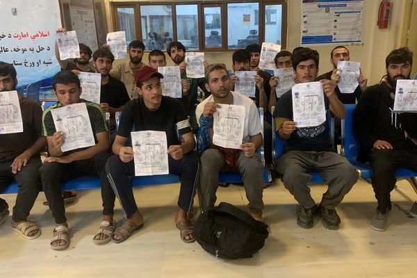 د عراق او پاکستان له زندانونو څخه ۱۷۰ تنه افغان کډوال خوشې شول