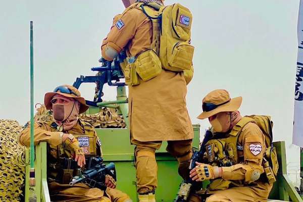 Taliban Leader Forms 8,000-Strong Unit To Secure Pakistan Border