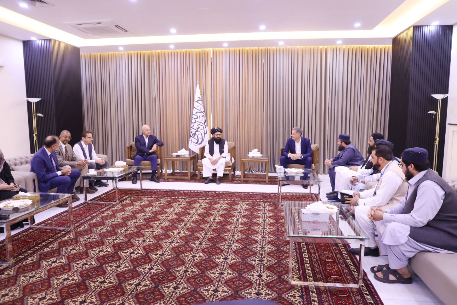 د کډوالو عالي کمېشنري: له ۲۰۲۳ کال راهیسې شپږ میلیونه کډوال افغانستان ته ستانه شوي 