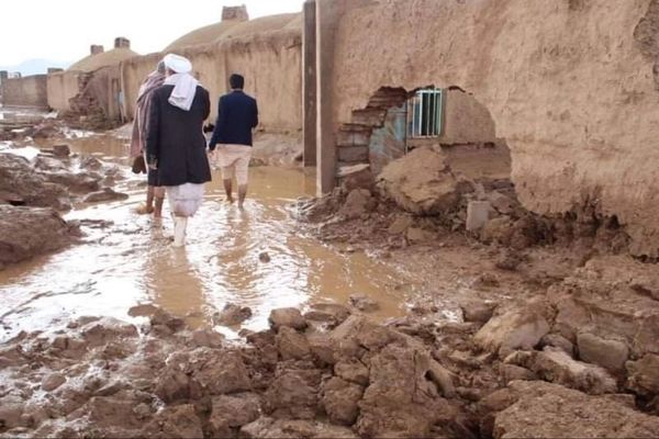 طالبان: په بېلابېلو طبیعي پېښو کې ۲۸ کسان مړه او ۱۰ نور ټپيان شوي دي