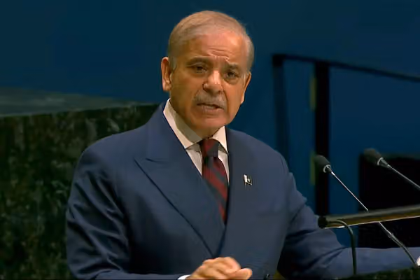 شهباز شریف ملګرو ملتونو کې: ټيټيپي او بلوڅ وسلهوال له افغانستان څخه پاکستان ګواښي