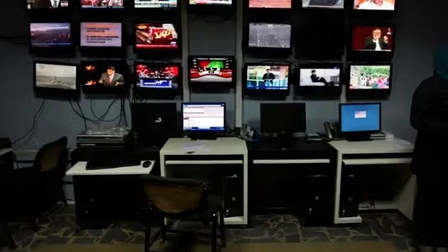 مركز الصحفيين الأفغان يحذر من تصاعد قمع وسائل الإعلام واعتقال الصحفيين