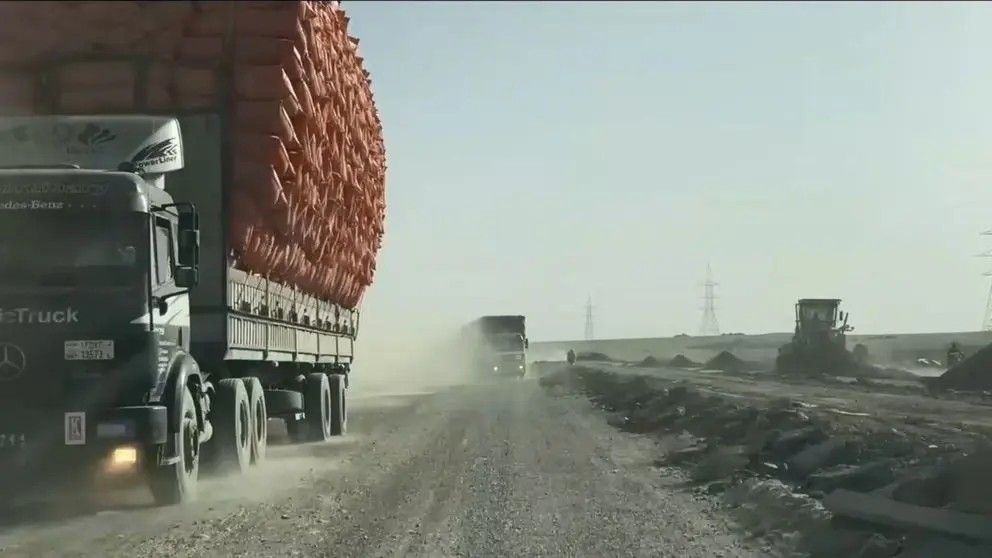 رانندگان شاهراه کابل-قندهار از 'باج‌گیری طالبان' شکایت دارند