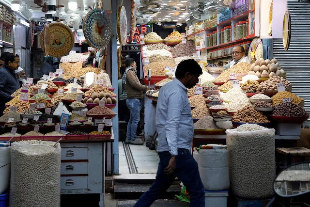 له طالبانو سره تعامل؛ هند ته د افغانستان صادرات ۶۴۲ میلیونه ډالرو ته لوړ شوي