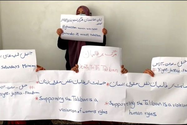 معترضې مېرمنې: افغانستان کې د «ماشومانو ودونو» او «ماشومو مېندو» کچه د ودې په حال کې ده