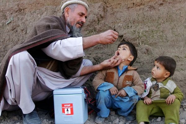 یونیسف: په افغانستان کې د واکسین د رسولو او ساتنې بهیر لا هم له جدي ننګونو سره مخ دی