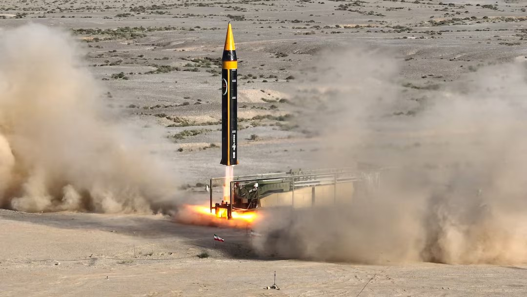 ایران د اردن پر ازرق پوځي اډې لس بالستیک توغندي وتوغول