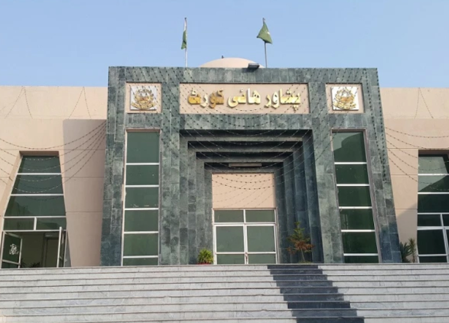 د پېښور سترې محکمې له پاکستان نه د امریکا د پخواني افغان همکار د جبري ستنولو مخه نیولې