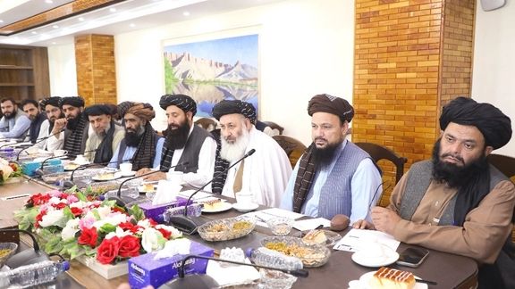 وزیران و مقامهای طالبان در نشست کمیسیون اقتصادی