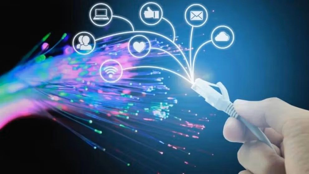 پر انټرنېټ بندیز انلاین کاروباریان له ګڼو ستونزو سره مخ کړي دي