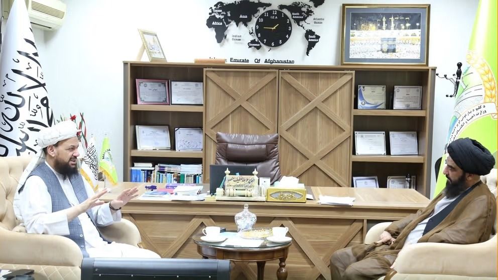 وزیر طالبان در دیدار با شیعیان: نظام ما به همه مذاهب احترام دارد