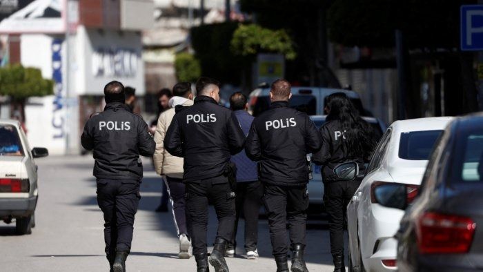 پولیس ترکیه از بازداشت ۳۴ مهاجر افغان در شهر انقره خبر داد 