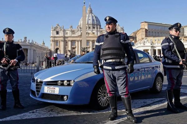 ایتالیا ۹ نفر را به اتهام کمک مالی به حماس بازداشت کرد