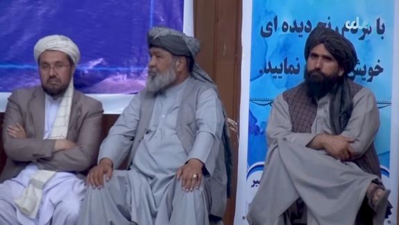 غلامعلی وحدت، والی سابق بامیان از جمله سخنرانان نشست غزنی بود